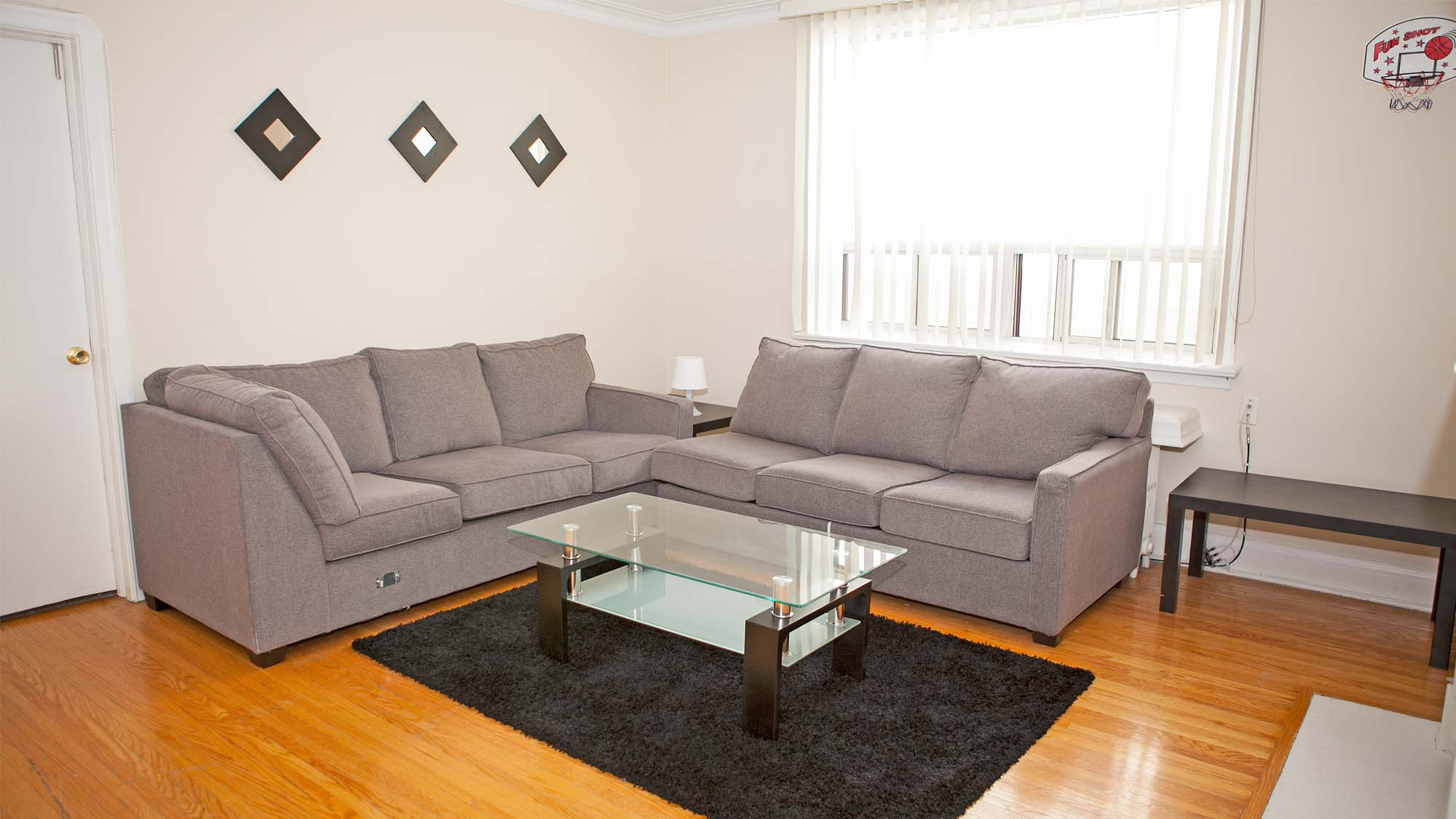 Rooms in Toronto. GEC student residences.